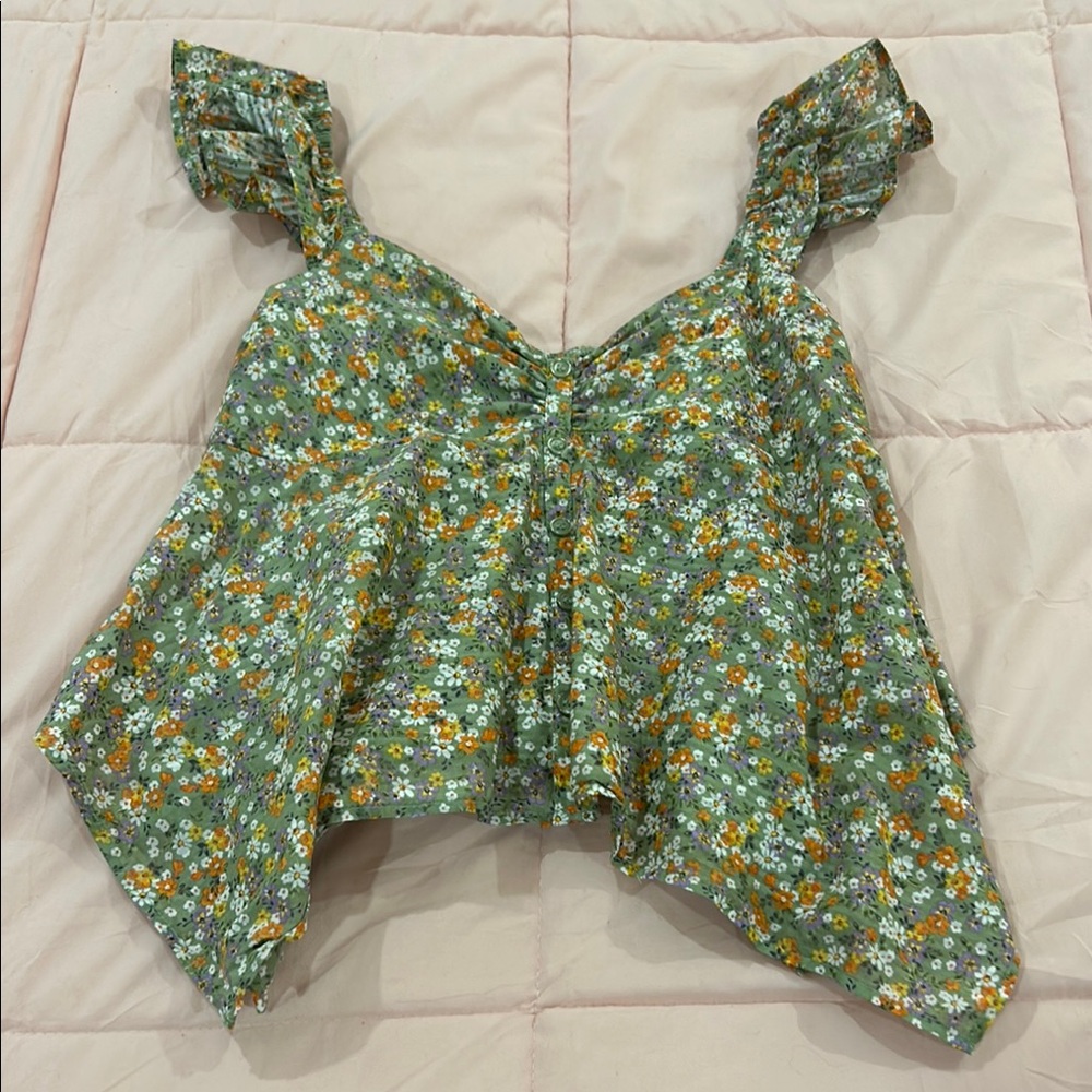 Floral Green Top with Ruffle Sleeves